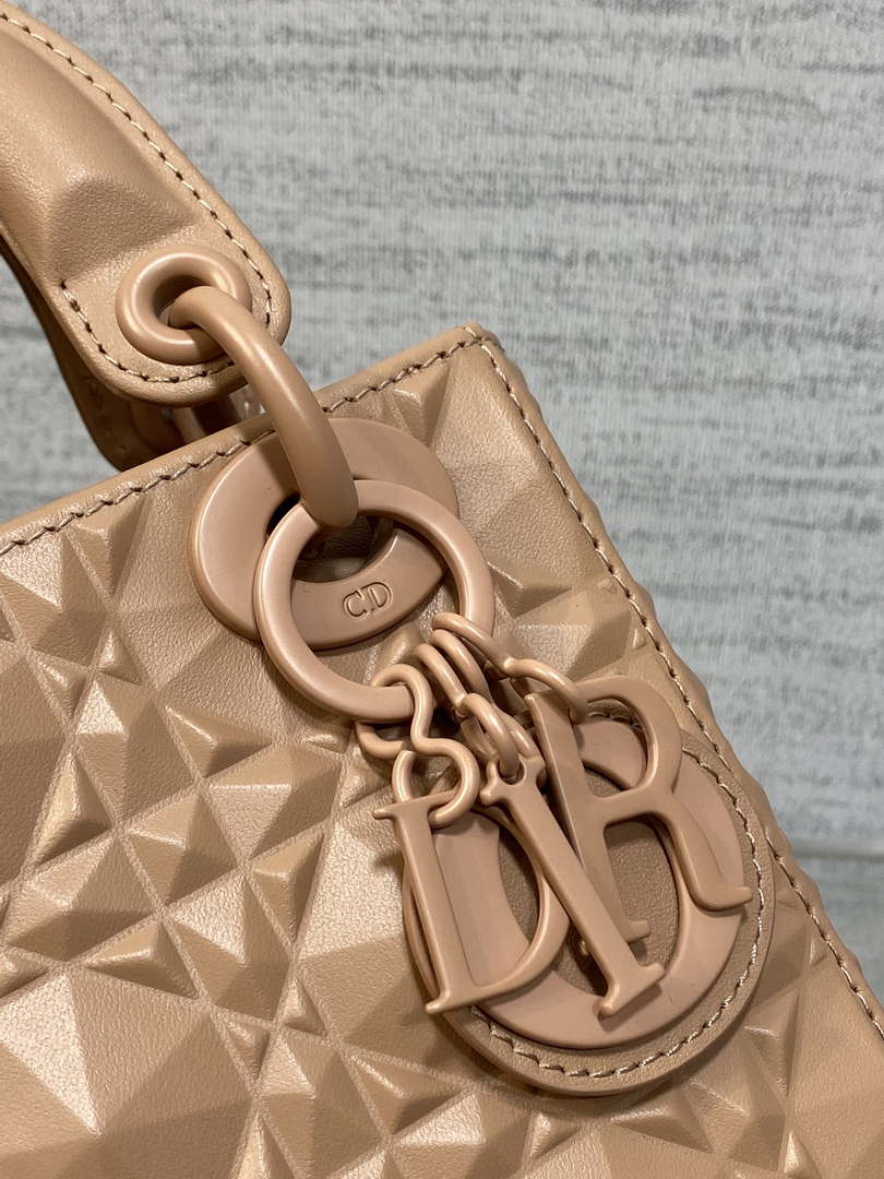 Dior M0538 Small Lady Dior Bag Matte Pink Cannage Calfskin with Diamond Motif
