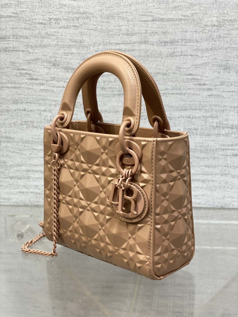 Dior M0538 Small Lady Dior Bag Matte Pink Cannage Calfskin with Diamond Motif