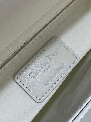 Dior M0538 Small Lady Dior Bag Matte White Cannage Calfskin with Diamond Motif - Small 20 cm - View 9