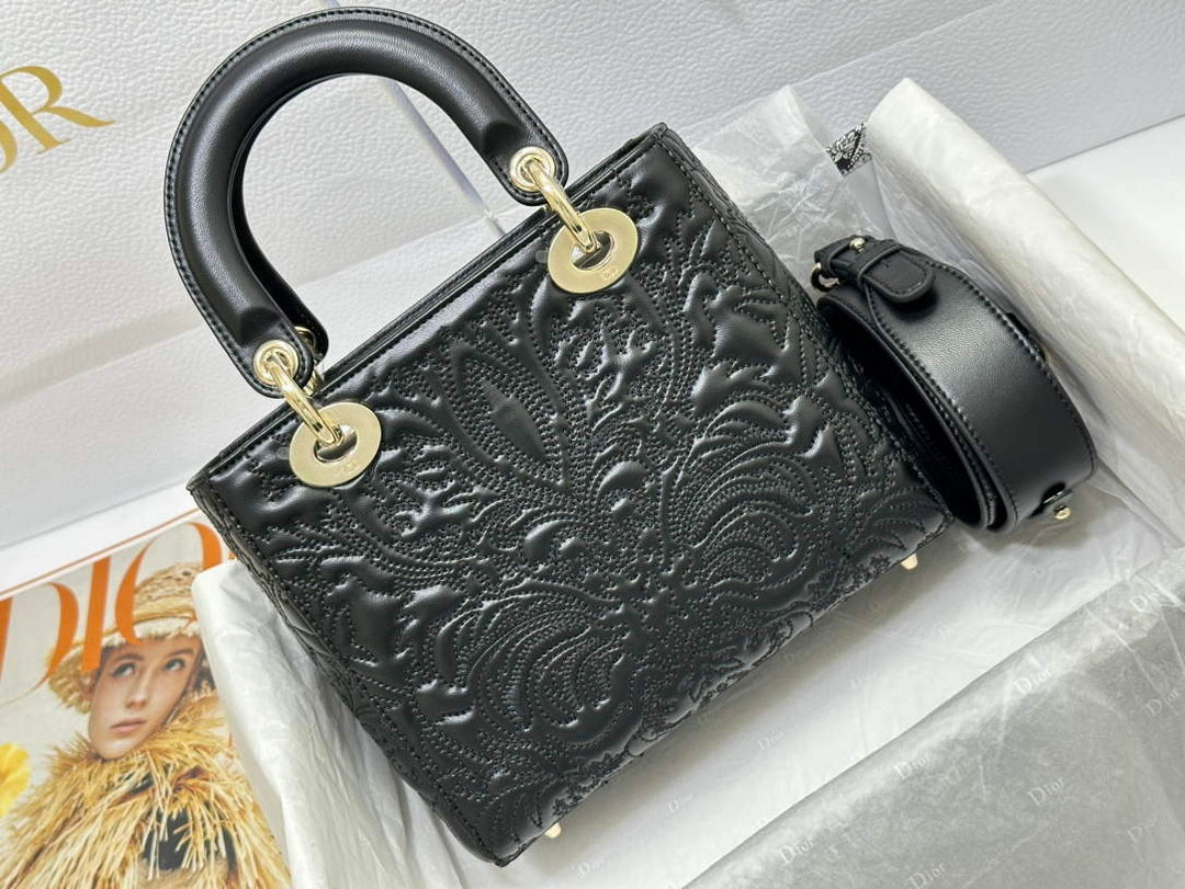 Dior M0538 Small Lady Dior My ABCDIOR Bag Latte Quilted-Effect Lambskin Black