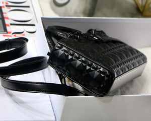 Dior M0540 Lady D-joy Bag Black Cannage Calfskin with Diamond Motif - Default Title - View 5