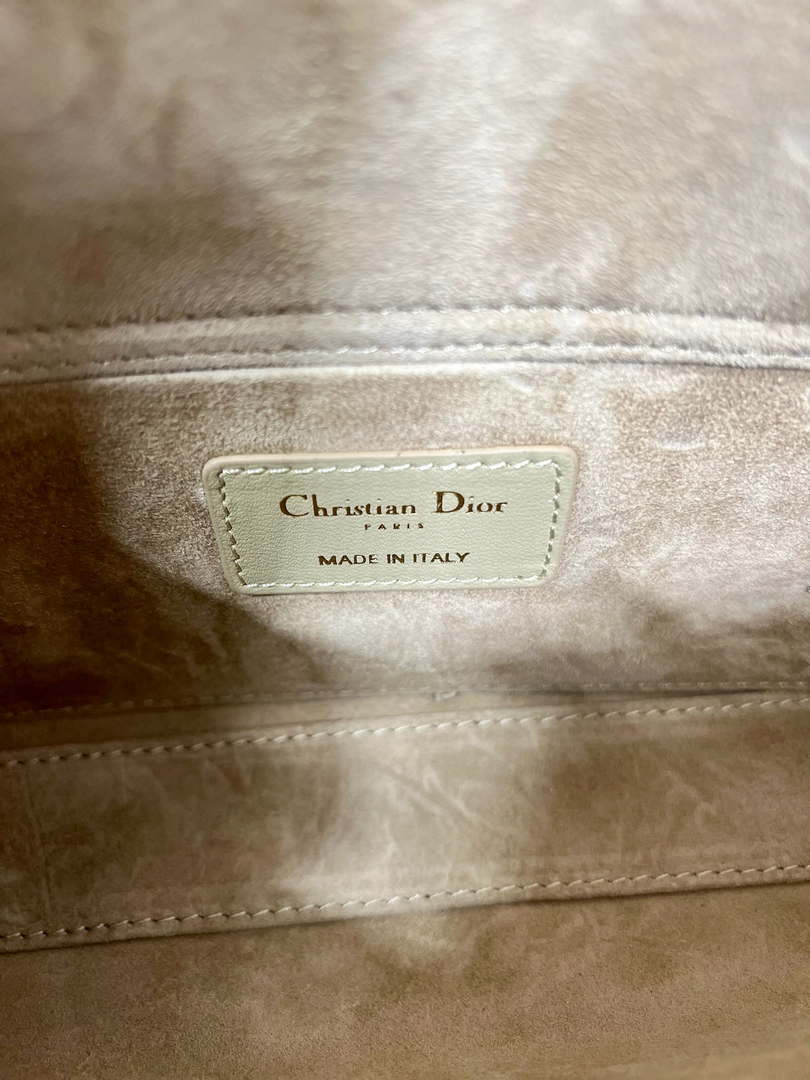 Dior M0540 Medium Lady D-Joy Bag Green Cannage Lambskin with Gold-Finish Butterfly Studs