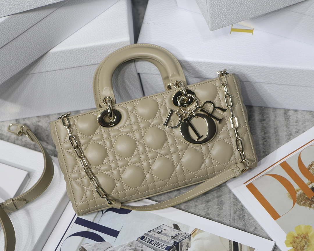 Dior M0540 Medium Lady D-Joy Bag Sand-Colored Cannage Lambskin With Heart Motif - Default Title - View 1
