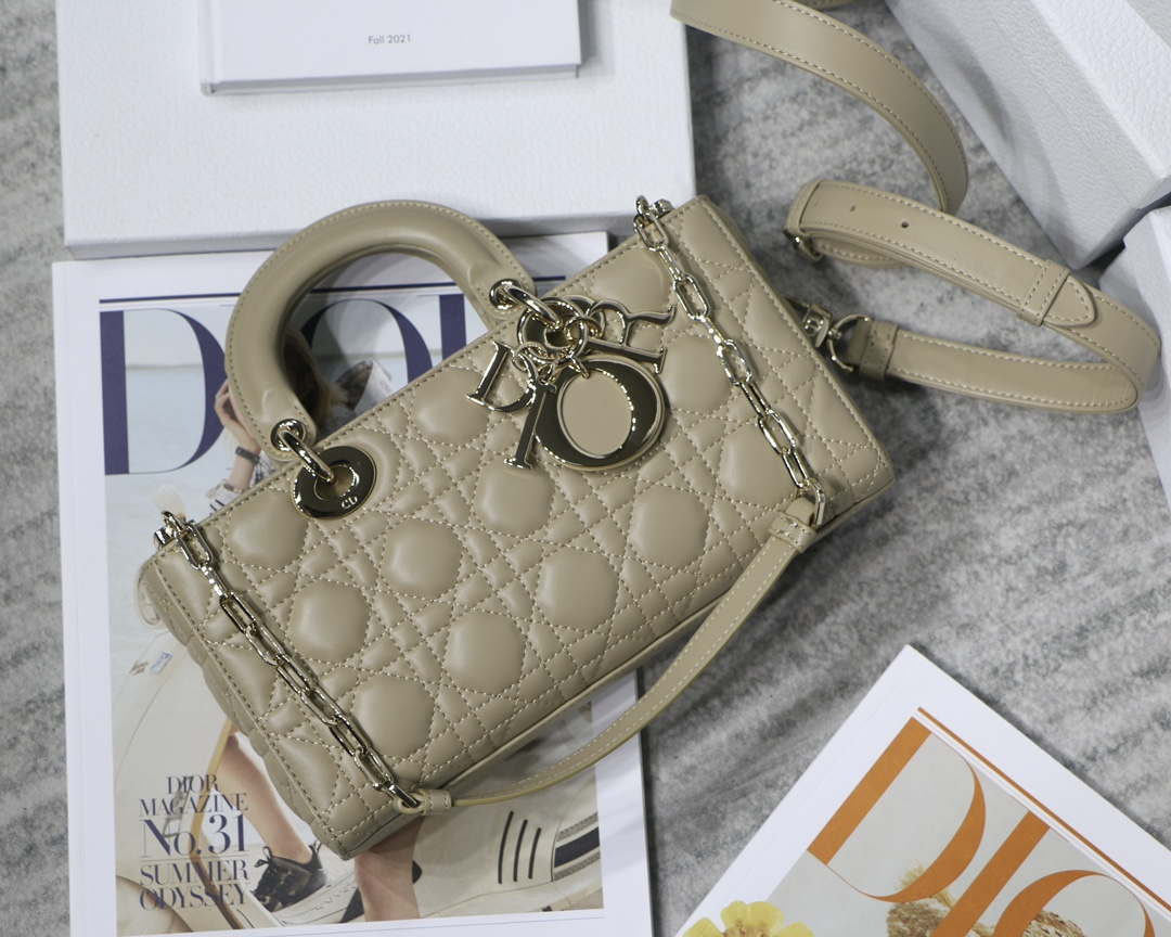Dior M0540 Medium Lady D-Joy Bag Sand-Colored Cannage Lambskin With Heart Motif - Default Title - View 2