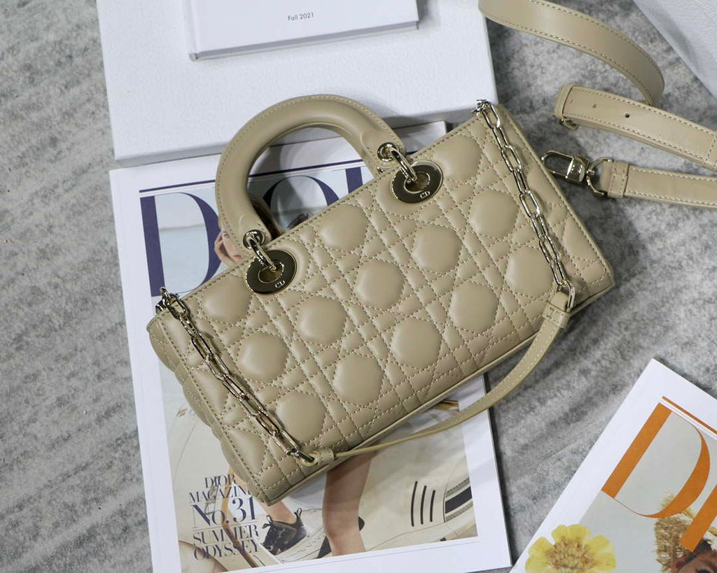 Dior M0540 Medium Lady D-Joy Bag Sand-Colored Cannage Lambskin With Heart Motif