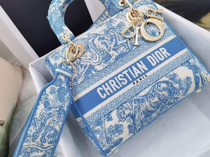 Dior M0565 Medium Lady D-Life Bag Cornflower Blue Toile de Jouy Embroidery - Default Title - View 2