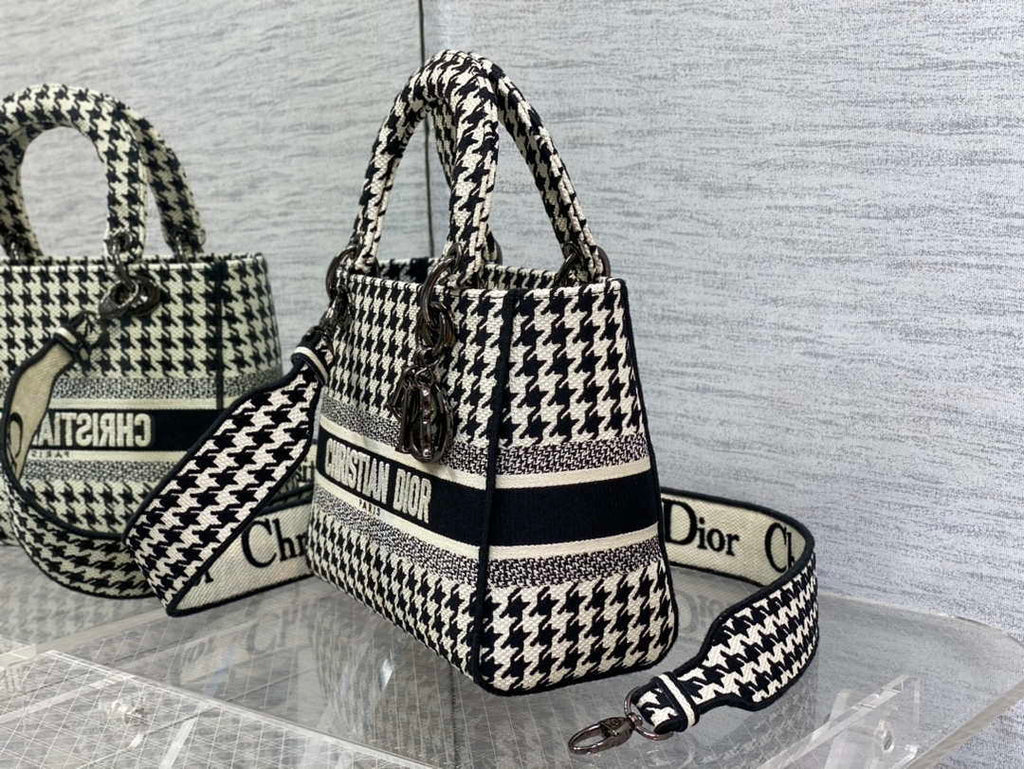 Dior M0565 Medium Lady D-Life Bag Black and White Houndstooth Embroidery