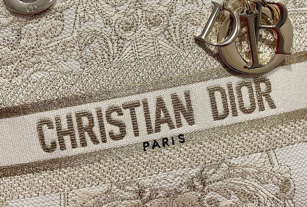 Dior M0565 Medium Lady D-Life Bag Light Yellow Cupidon Embroidery
