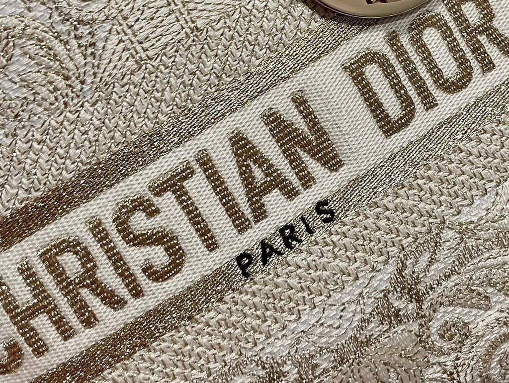 Dior M0565 Medium Lady D-Life Bag Light Yellow Cupidon Embroidery