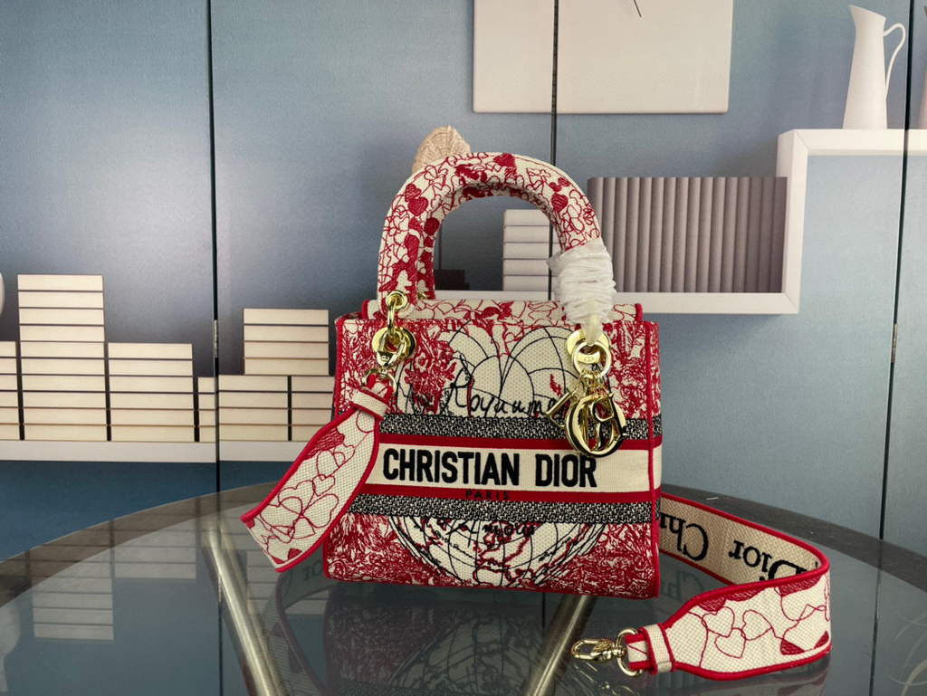 Dior M0565 Medium Lady D-Life Bag Multicolor Butterfly Embroidery