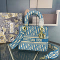 Dior M0565 Medium Lady D-Life Bag Oblique Jacquard Blue - Default Title - View 1