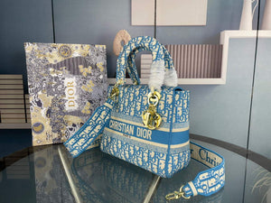 Dior M0565 Medium Lady D-Life Bag Oblique Jacquard Blue - Default Title - View 2