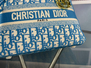 Dior M0565 Medium Lady D-Life Bag Oblique Jacquard Blue - Default Title - View 5
