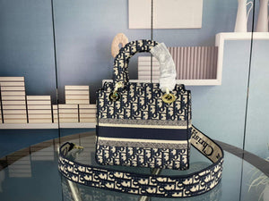 Dior M0565 Medium Lady D-Life Bag Oblique Jacquard Navy Blue - Default Title - View 3