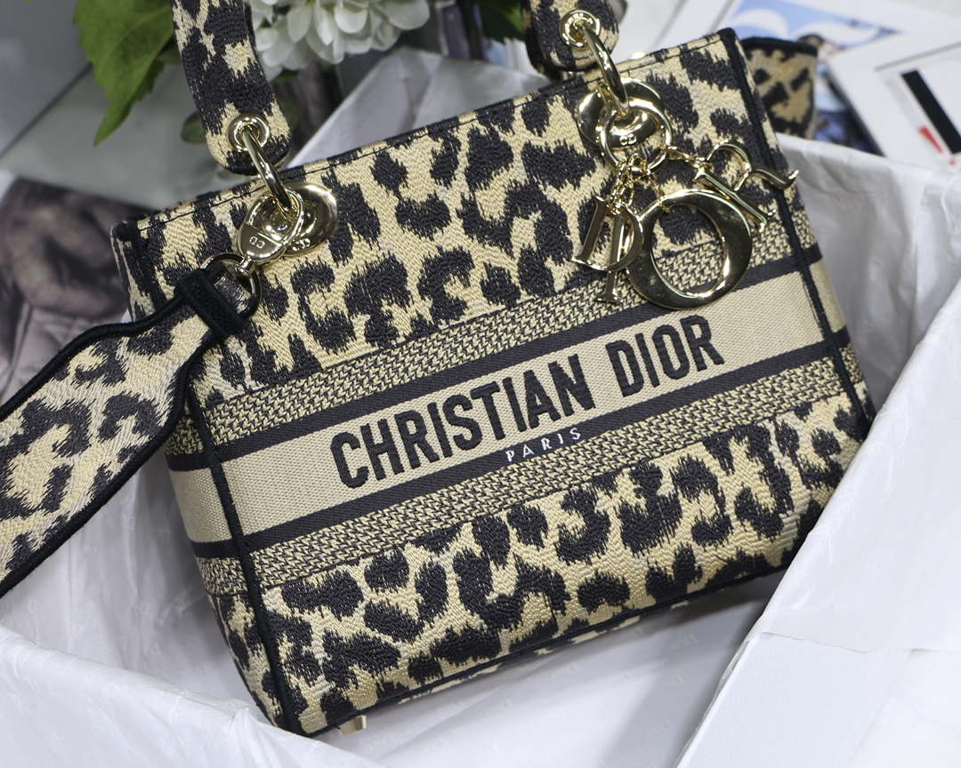 Dior M0565 Medium Lady D-Lite Bag Beige and Black Mizza Embroidery