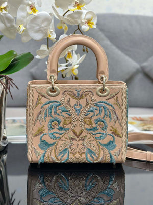 Dior M0565 Medium Lady D-Lite Bag Embroidery floral beads M1062 - Default Title - View 2