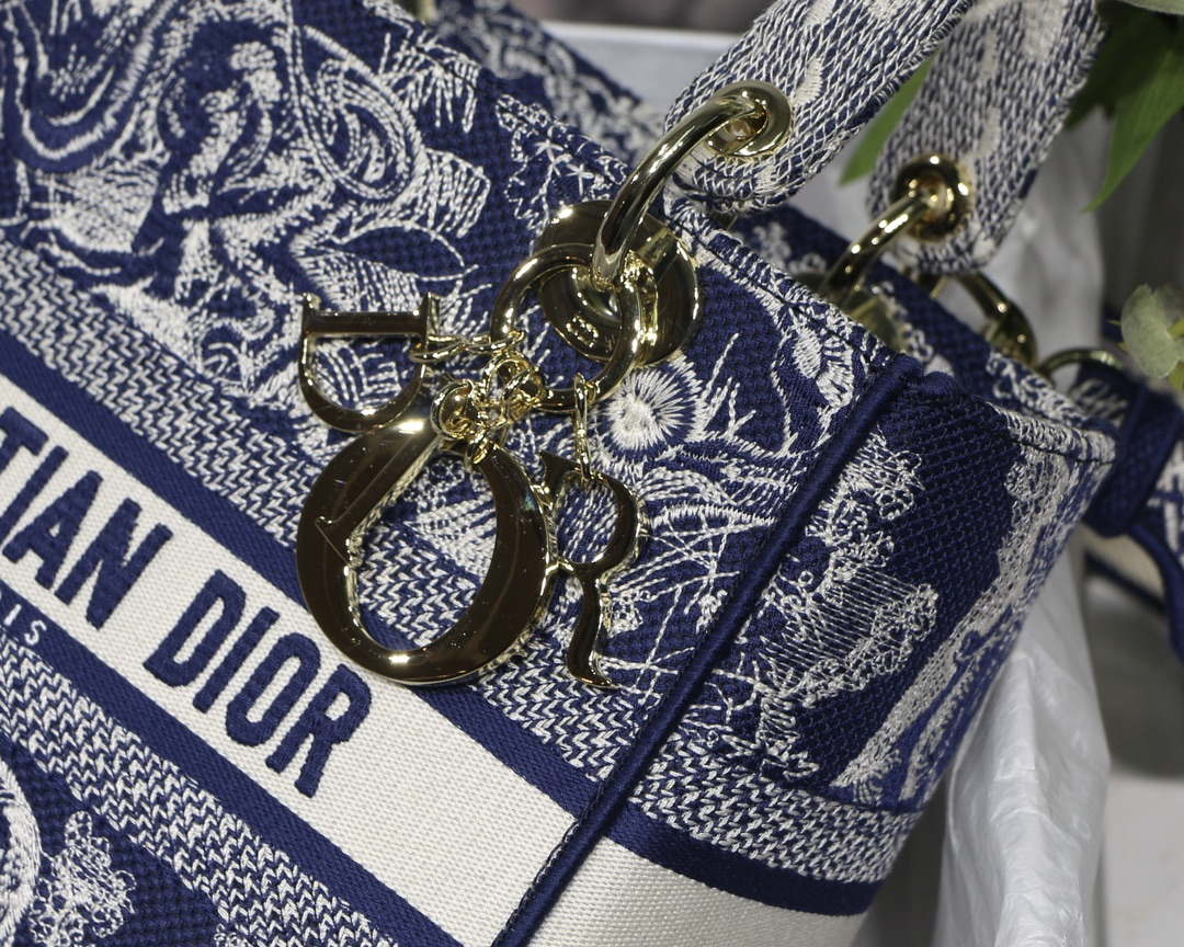 Dior M0565 Medium Lady D-Lite Blue Toile de Jouy Embroidery M1022 - Default Title - View 3