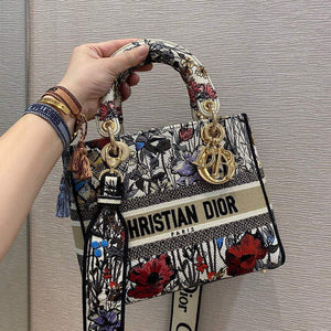 Dior M0565 Medium Lady D-lite Embroidery Bag Black red - Default Title - View 1