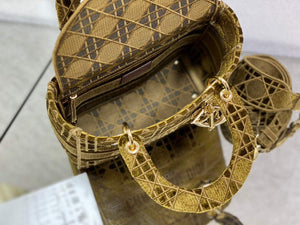 Dior M0565 Medium Lady D-lite Embroidery Bag - Default Title - View 8