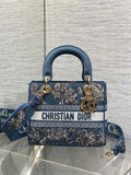 Dior M0565 Medium Lady D-Lite Exquisite Embroidery M1101