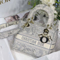 Dior M0565 Medium Lady D-Lite Blue Toile de Jouy Embroidery M1023 - Default Title - View 1