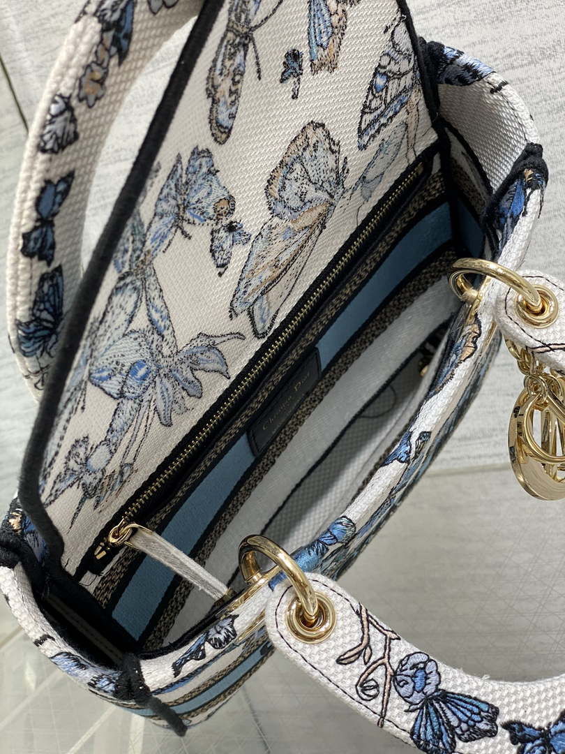 Dior M0565 Medium Lady D-Lite White and Pastel Midnight Blue Toile de Jouy Mexico M1039