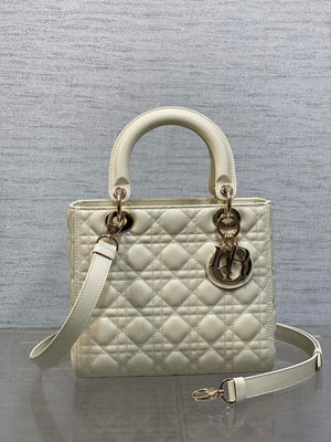 Dior M0565 Medium Lady Dior Bag Beige Grained Cannage Calfskin Gold - Default Title - View 1