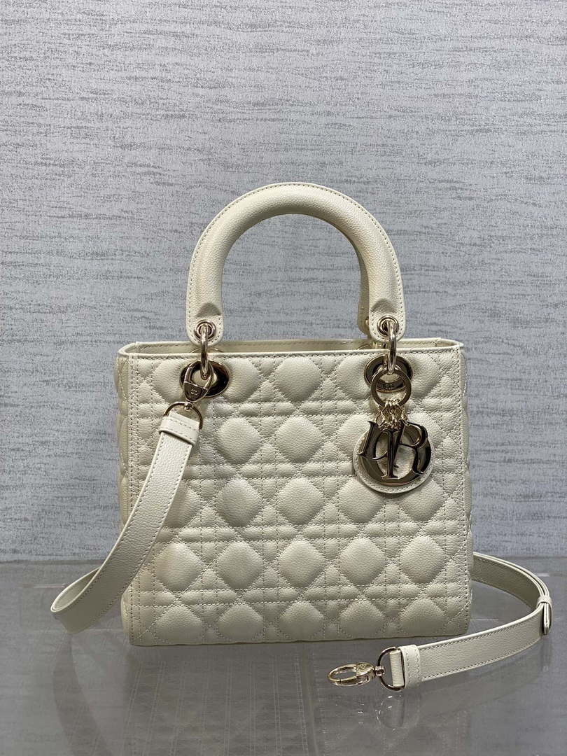 Dior M0565 Medium Lady Dior Bag Beige Grained Cannage Calfskin Gold - Default Title - View 1