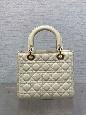 Dior M0565 Medium Lady Dior Bag Beige Grained Cannage Calfskin Gold - Default Title - View 6