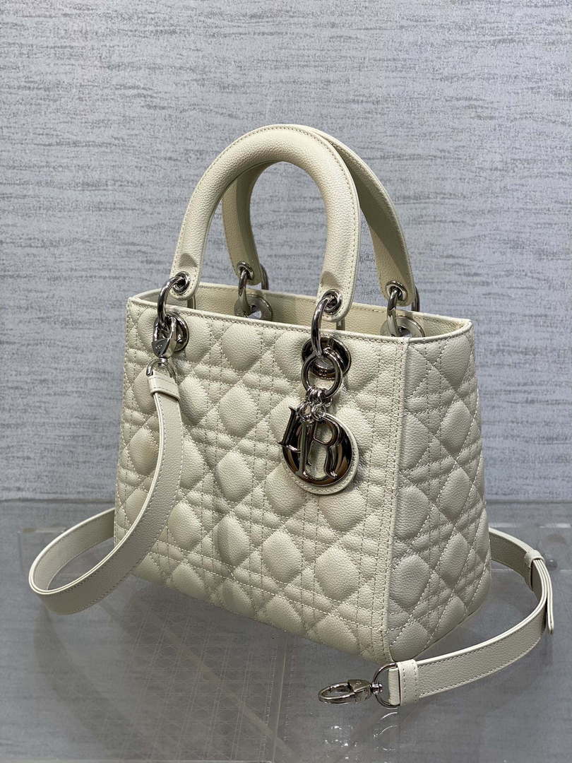 Dior M0565 Medium Lady Dior Bag Beige Grained Cannage Calfskin Silver - Default Title - View 2