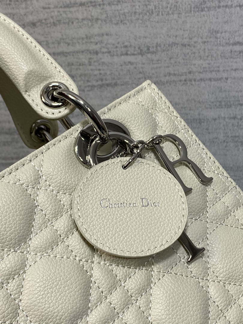 Dior M0565 Medium Lady Dior Bag Beige Grained Cannage Calfskin Silver - Default Title - View 4