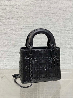 Dior M0565 Medium Lady Dior Bag  Black Cannage Calfskin with Diamond Motif - Medium 24cm - View 20