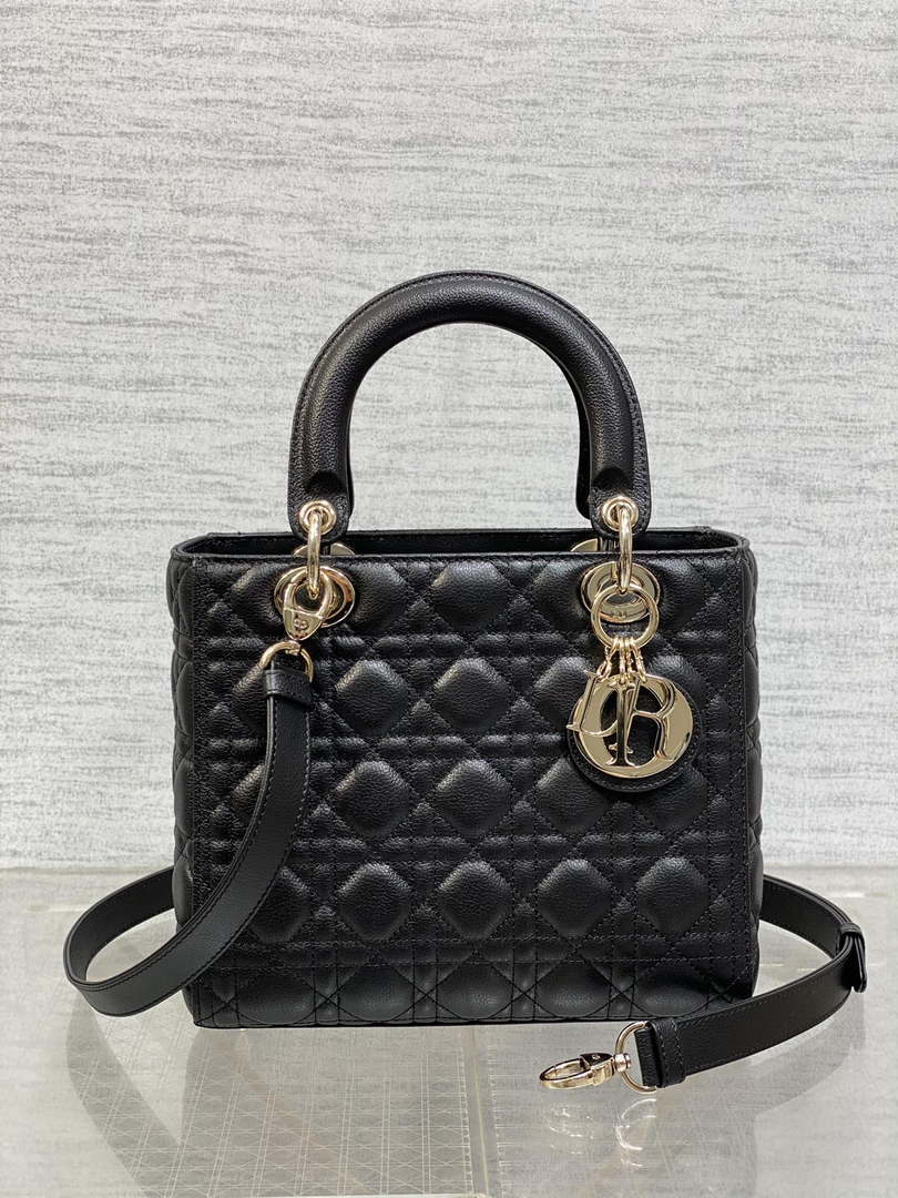 Dior M0565 Medium Lady Dior Bag Black Grained Cannage Calfskin Gold - Default Title - View 1