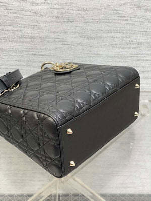 Dior M0565 Medium Lady Dior Bag Black Grained Cannage Calfskin Gold - Default Title - View 7