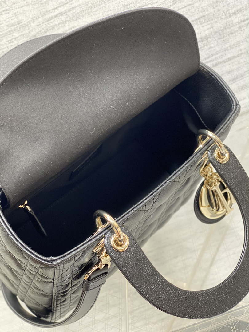 Dior M0565 Medium Lady Dior Bag Black Grained Cannage Calfskin Gold