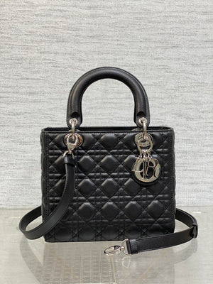Dior M0565 Medium Lady Dior Bag Black Grained Cannage Calfskin Silver - Default Title - View 1