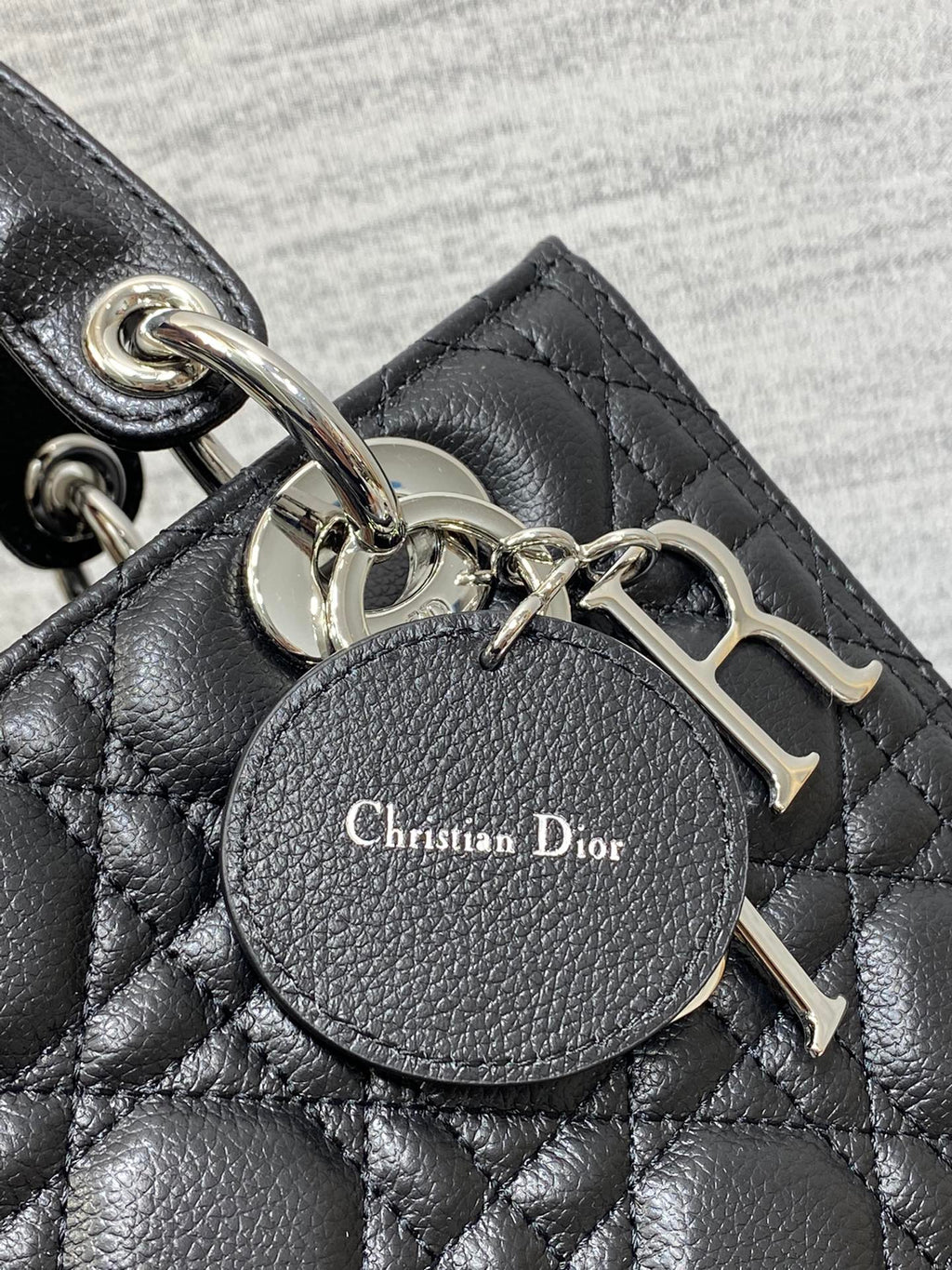 Dior M0565 Medium Lady Dior Bag Black Grained Cannage Calfskin Silver