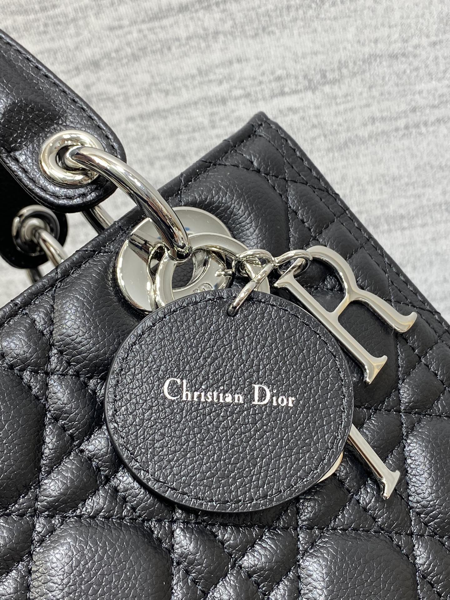 Dior M0565 Medium Lady Dior Bag Black Grained Cannage Calfskin Silver - Default Title - View 4
