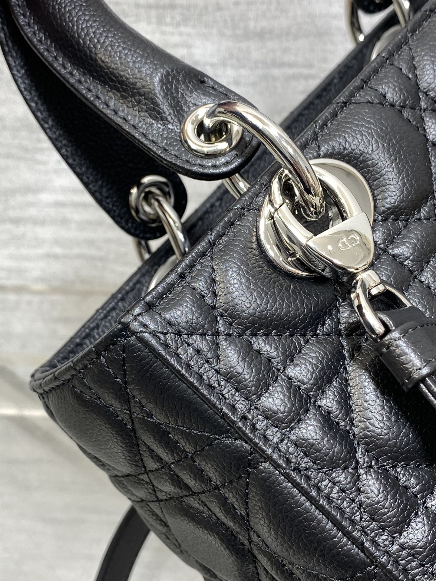 Dior M0565 Medium Lady Dior Bag Black Grained Cannage Calfskin Silver - Default Title - View 5