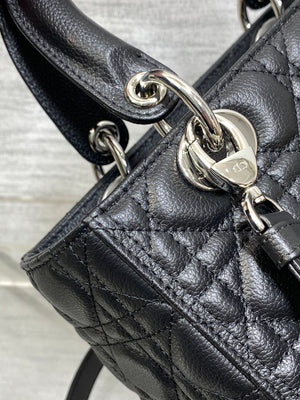 Dior M0565 Medium Lady Dior Bag Black Grained Cannage Calfskin Silver - Default Title - View 5