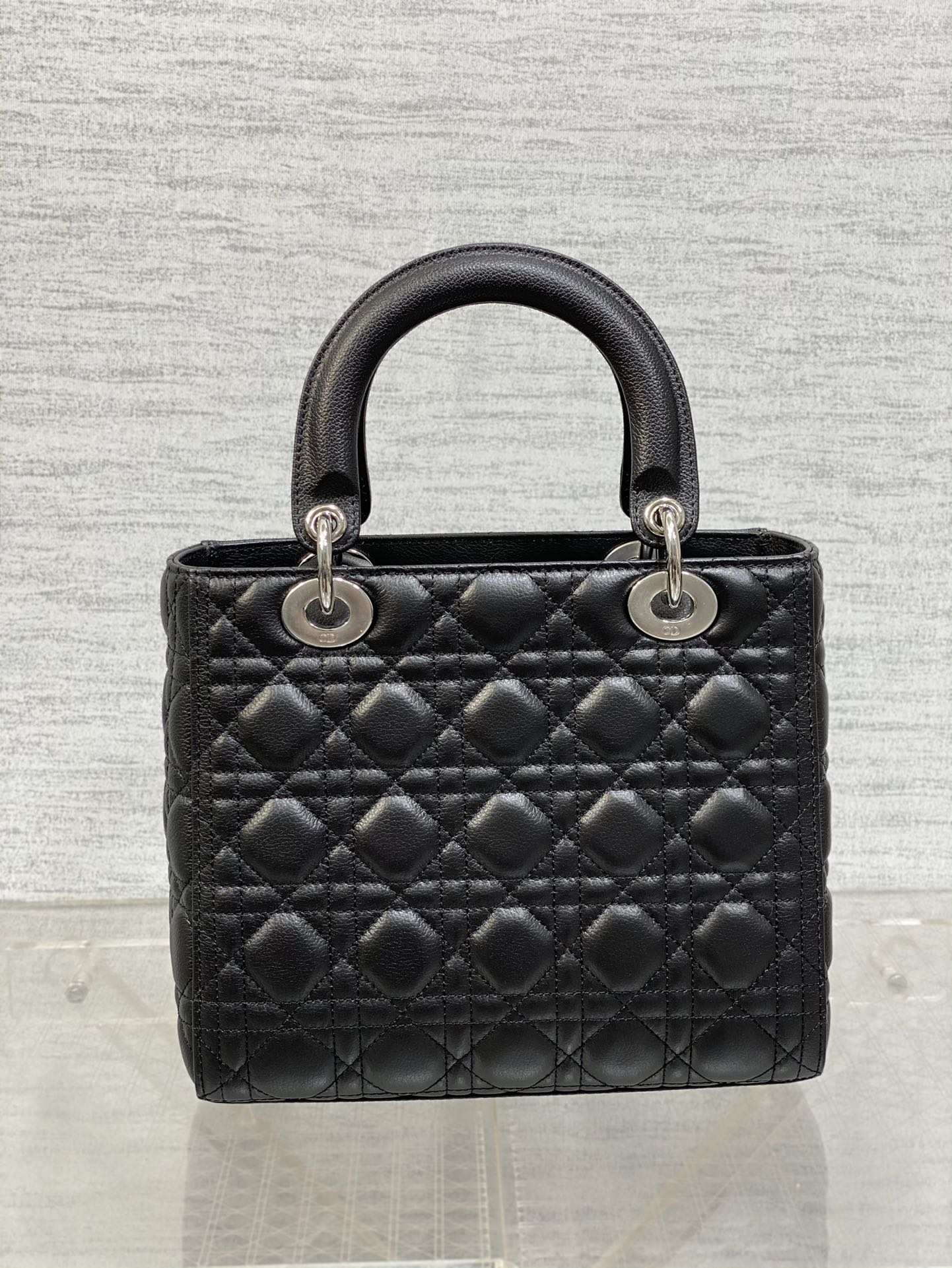Dior M0565 Medium Lady Dior Bag Black Grained Cannage Calfskin Silver