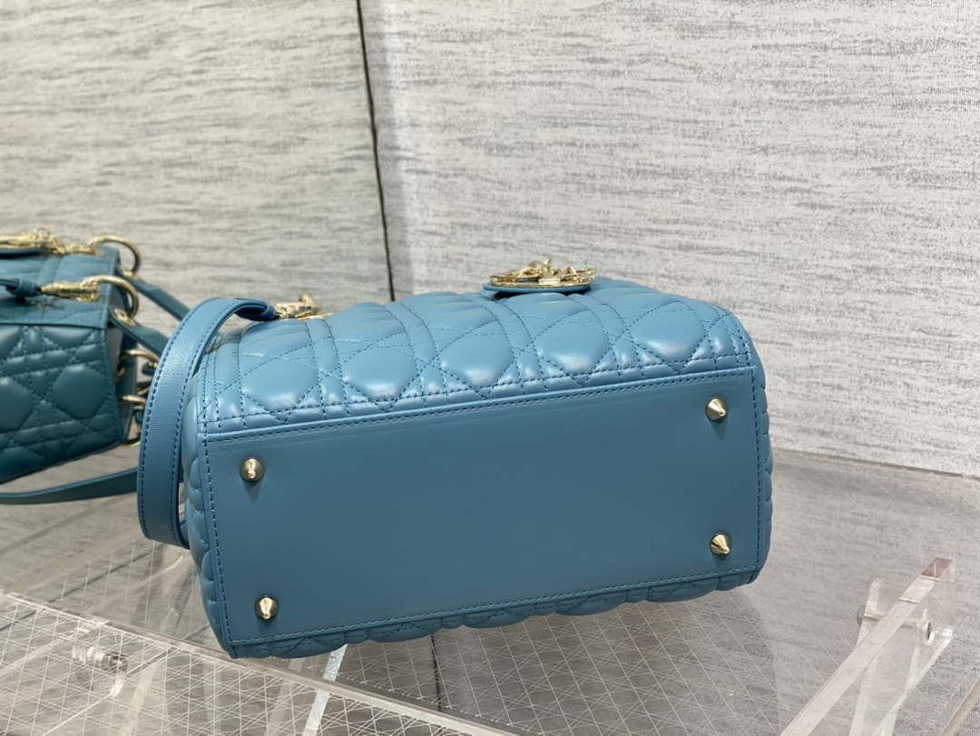 Dior M0565 Medium Lady Dior Bag Blue Cannage Lambskin Gold - Default Title - View 7