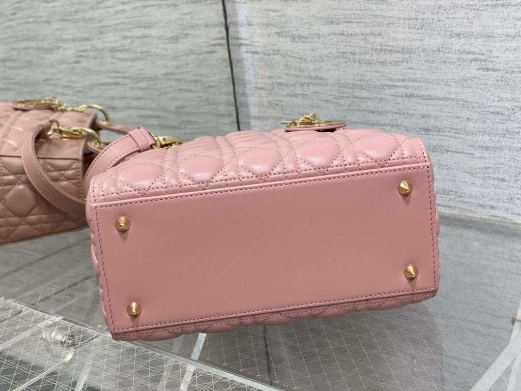 Dior M0565 Medium Lady Dior Bag  Blush Cannage Lambskin Gold