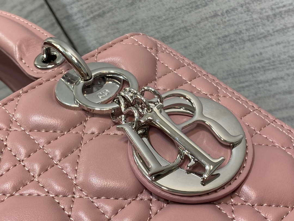 Dior M0565 Medium Lady Dior Bag  Blush Cannage Lambskin Silver