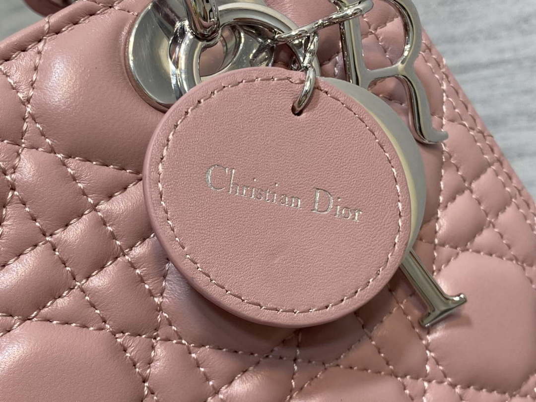 Dior M0565 Medium Lady Dior Bag  Blush Cannage Lambskin Silver