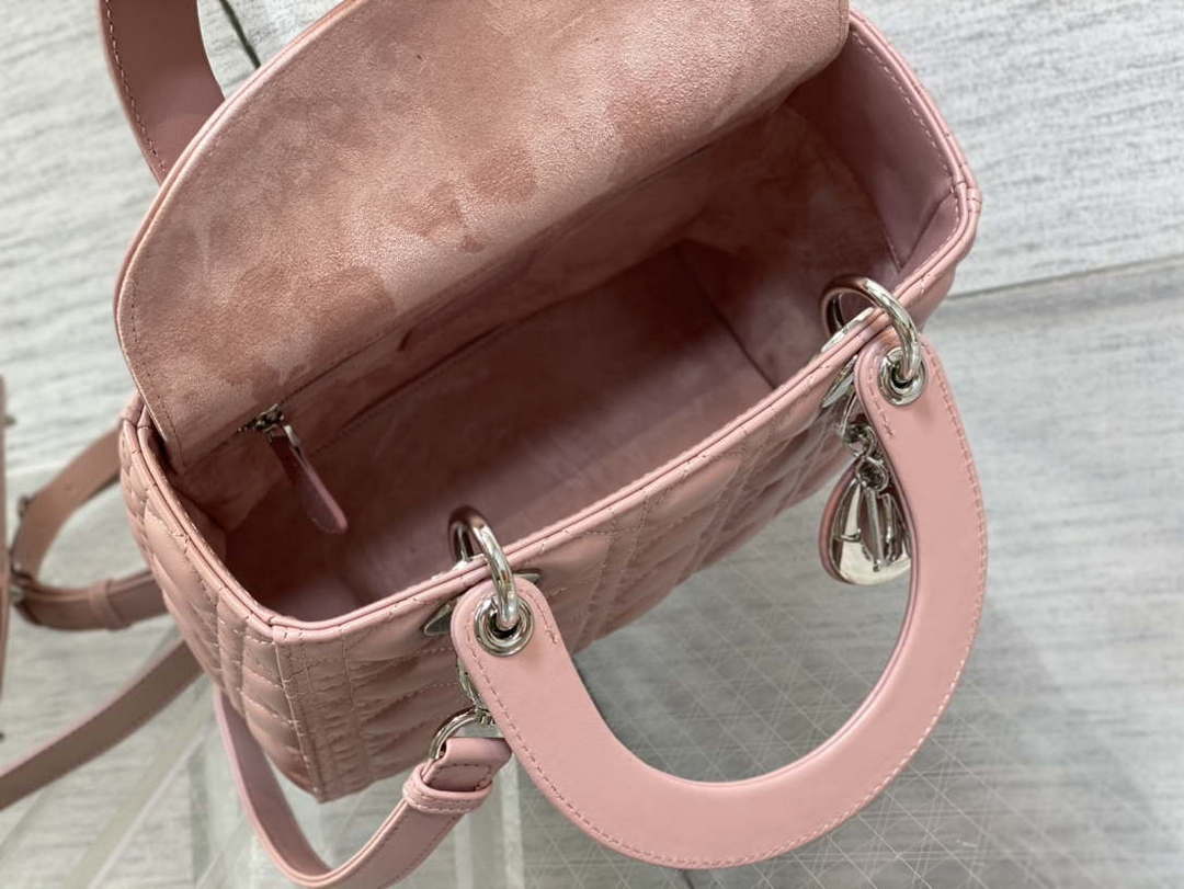 Dior M0565 Medium Lady Dior Bag  Blush Cannage Lambskin Silver