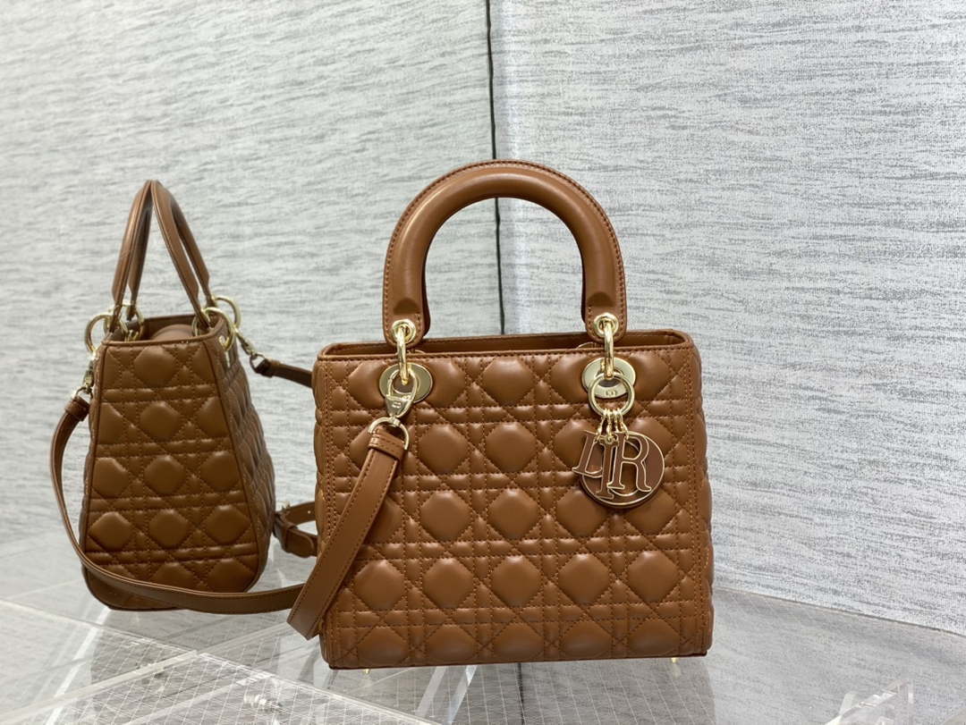 Dior M0565 Medium Lady Dior Bag Caramel Cannage Lambskin Enamel Hardware - Default Title - View 1
