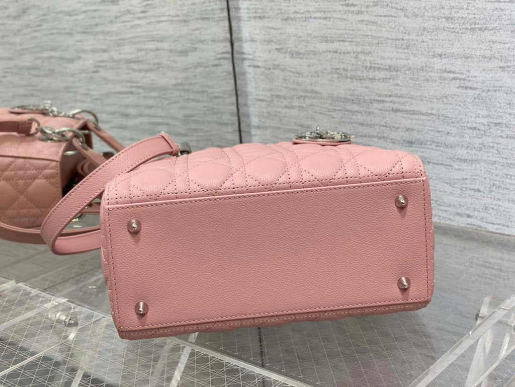 Dior M0565 Medium Lady Dior Bag Pink Grained Cannage Calfskin Silver