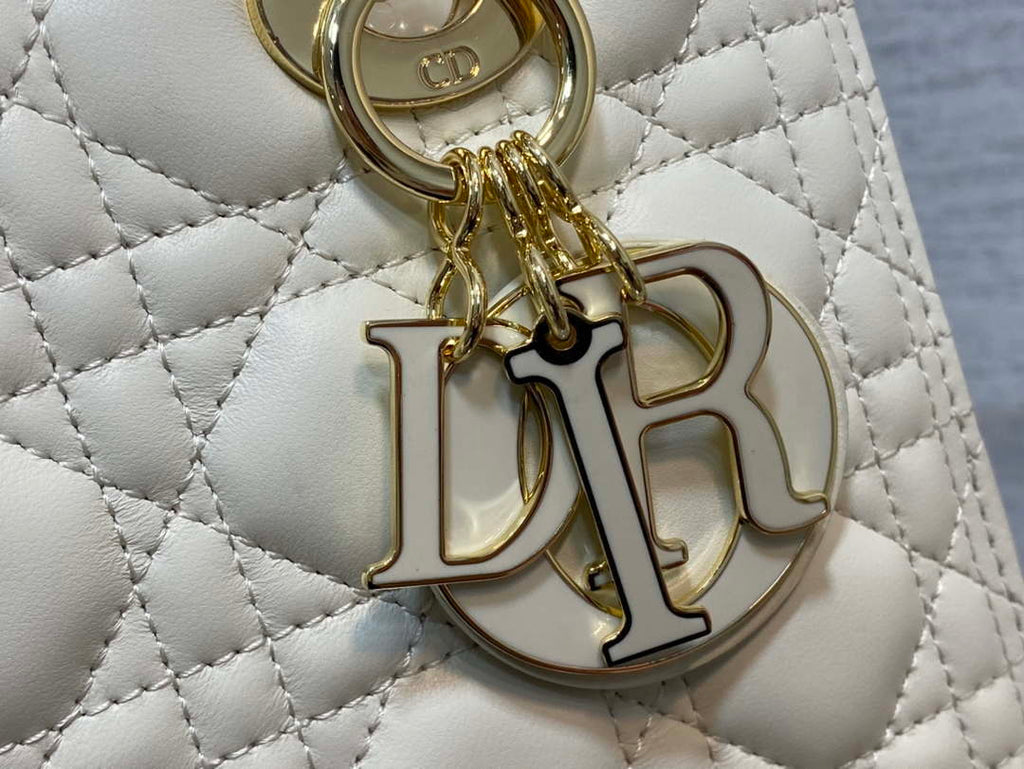 Dior M0565 Medium Lady Dior Bag White Cannage Lambskin Enamel Hardware