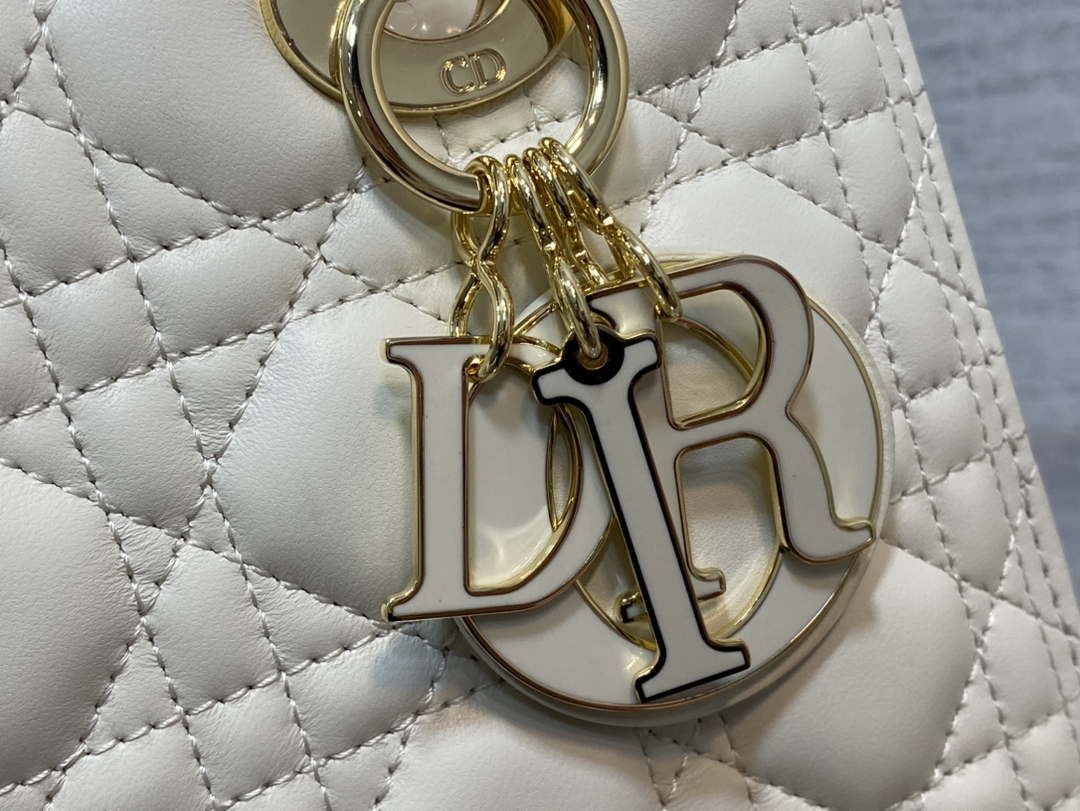 Dior M0565 Medium Lady Dior Bag White Cannage Lambskin Enamel Hardware